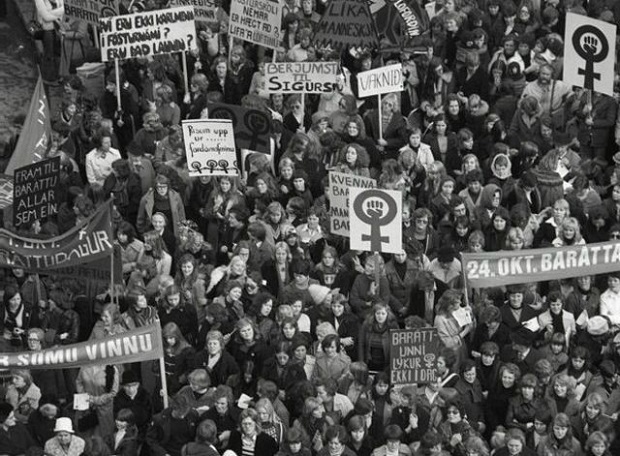 feminismo, mujeres en lucha, mujeres, igualdad salarial, derechos, islandia, dia libre de las mujeres, viernes largo, hombres, huelga feminista